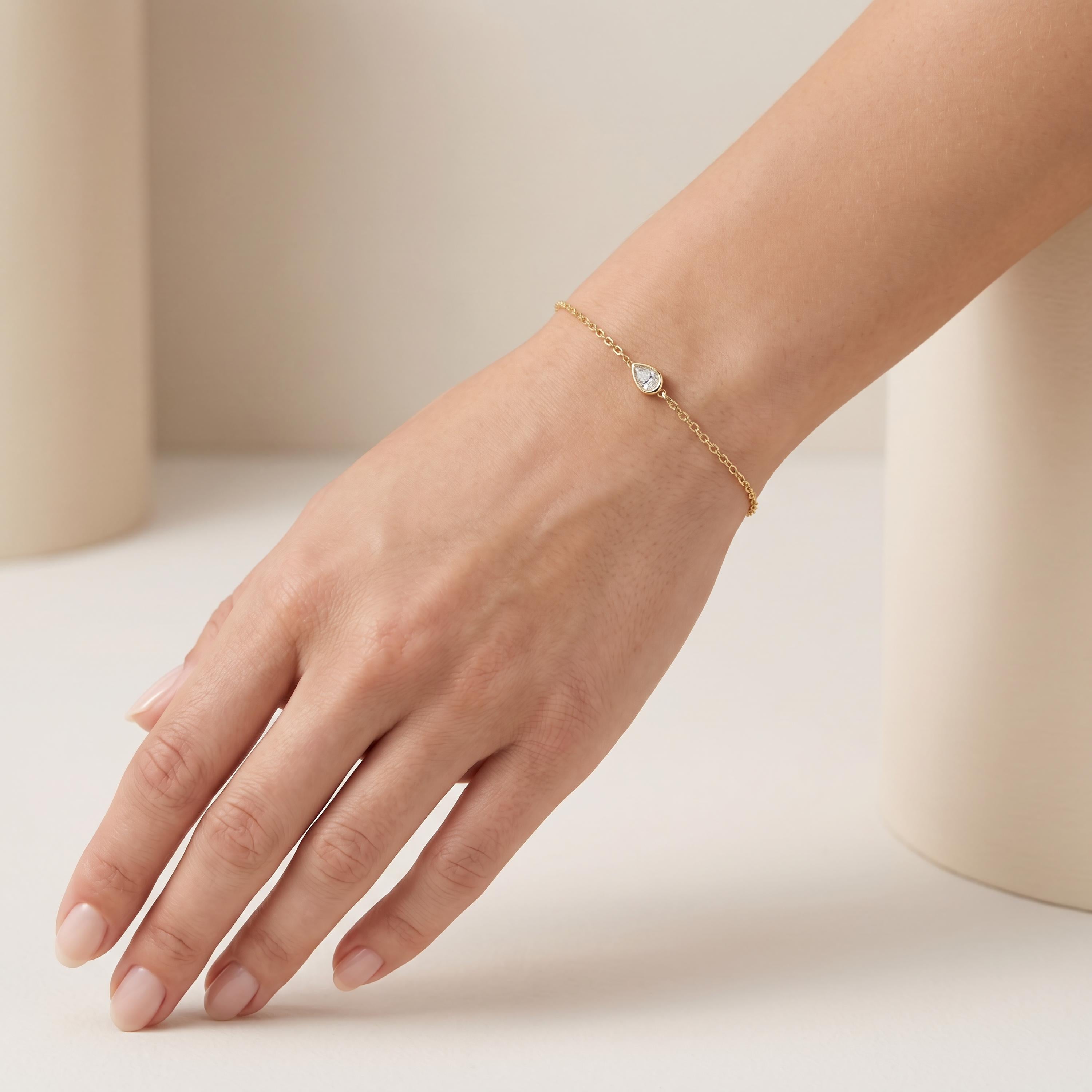Pear Shape Diamond Bezel Solitaire Chain Link Bracelet 14K Gold