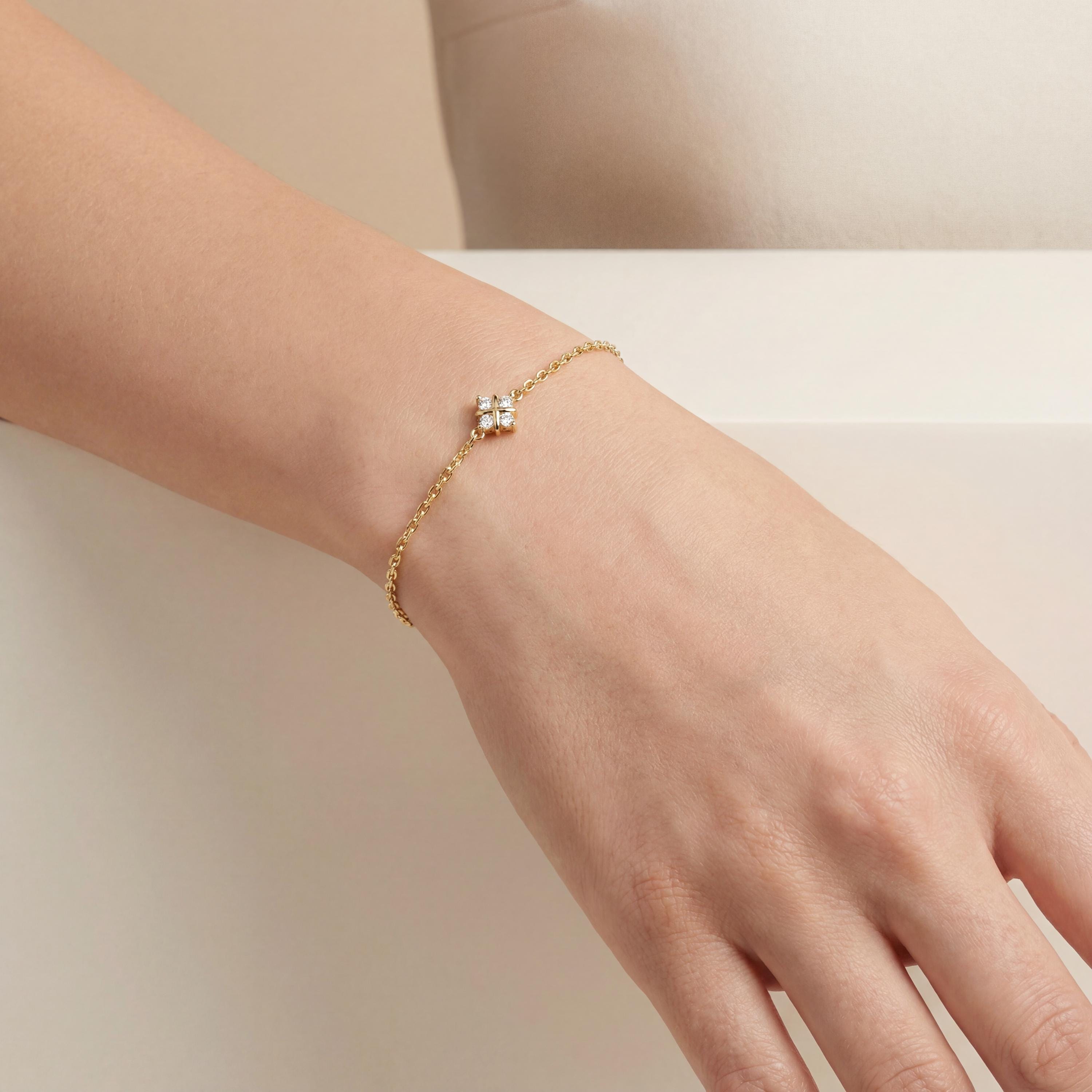 Diamond Round 4 Stone Prong Set 14K Solid Gold Chain Link Bracelet
