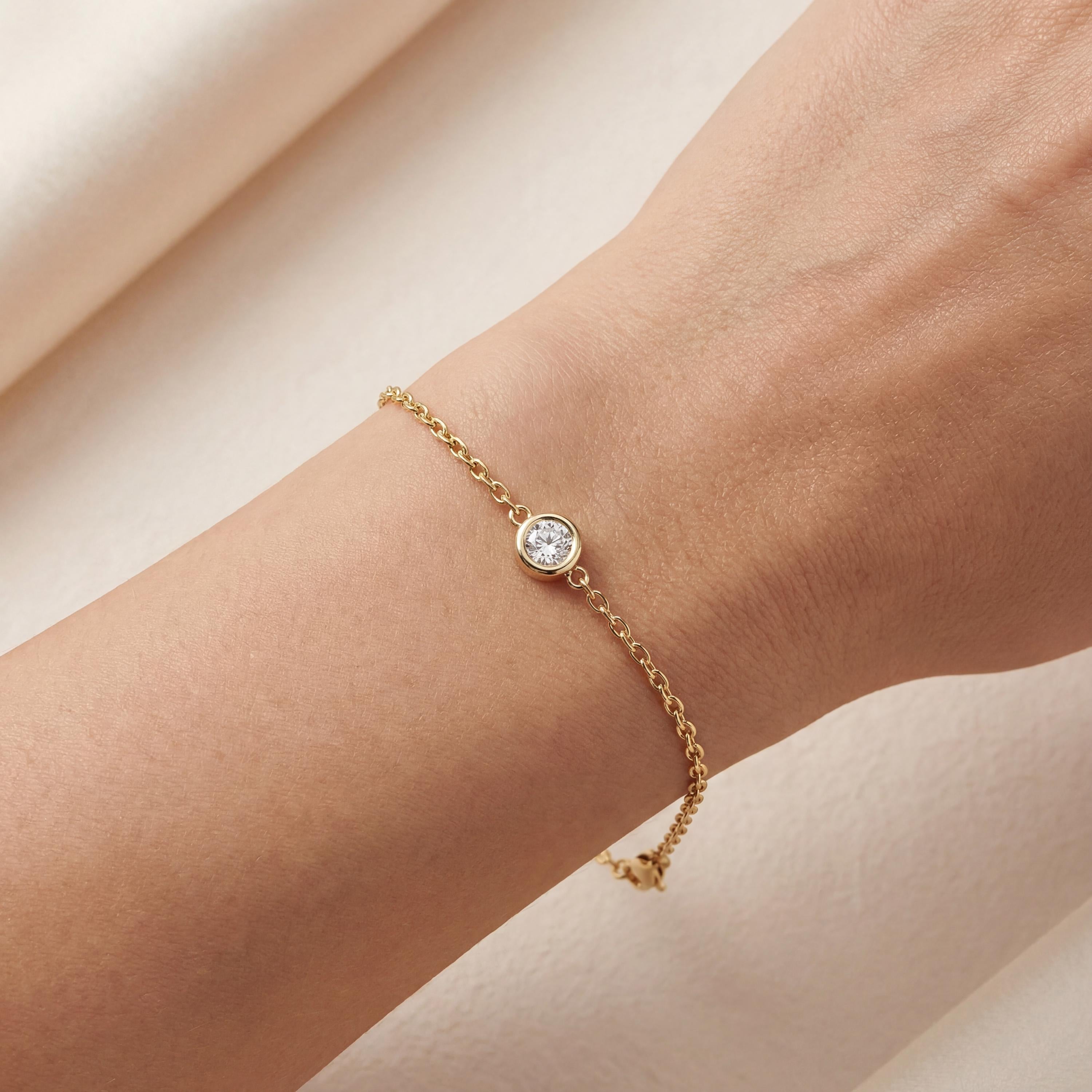 Round Brilliant Cut Diamond Bezel Solitaire Chain Link Bracelet 14K Gold