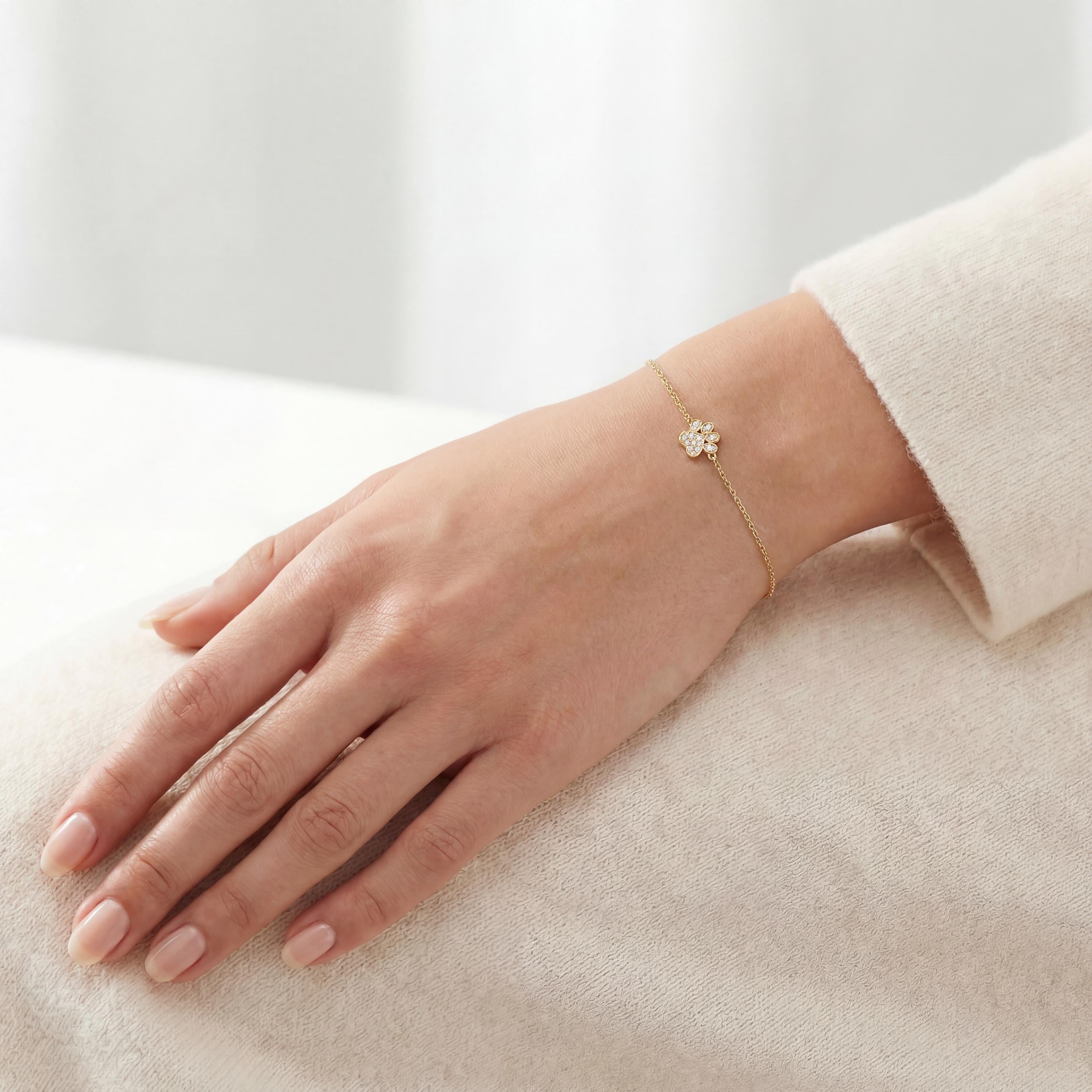 Diamond Pave Dainty 14Kt Solid Gold Dog Paw Chain Link Bracelet
