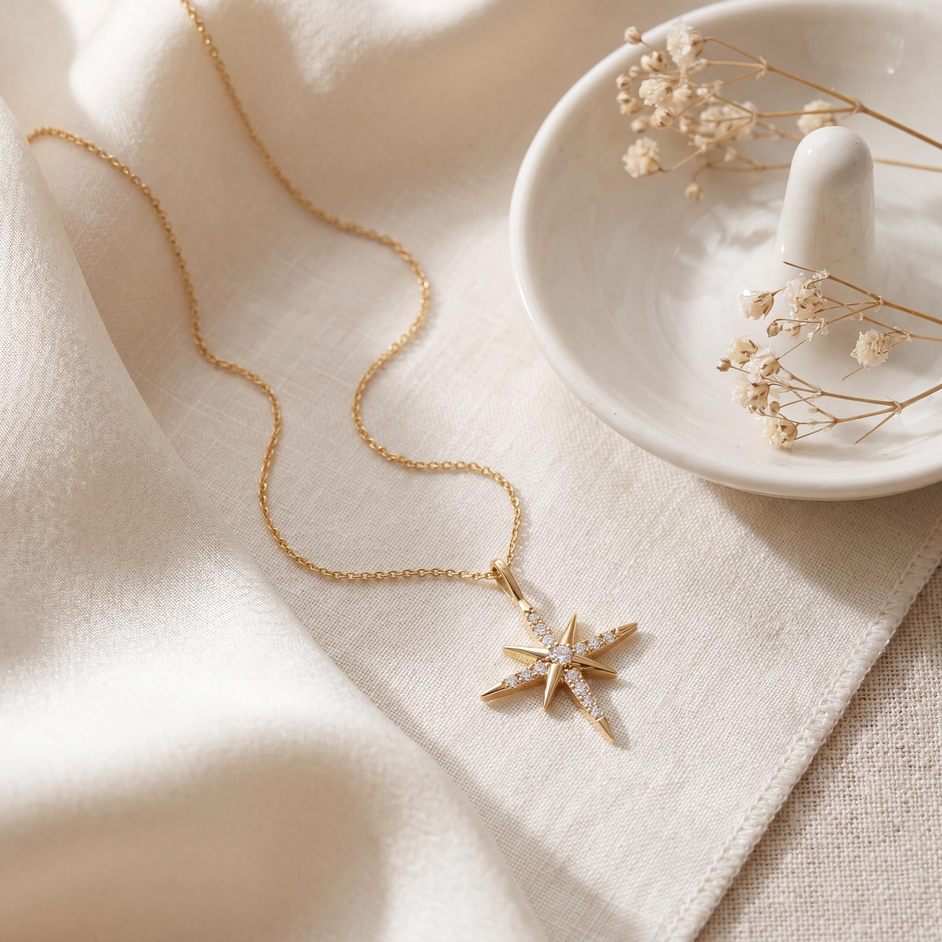 Round Diamond Dainty North Star 14K Solid Gold Pendant Necklace