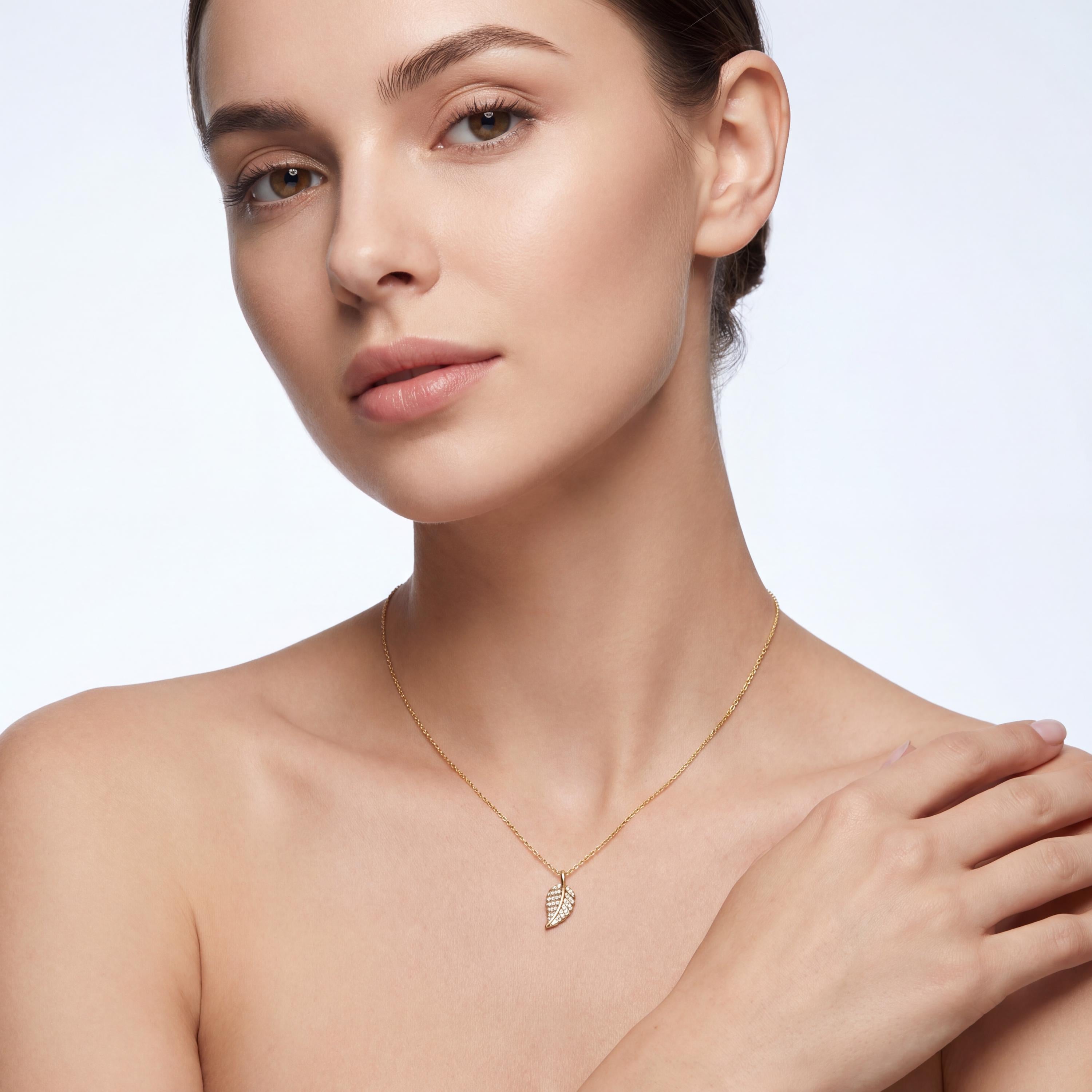 Round Diamond Dainty Leaf 14K Solid Gold Pendant Necklace