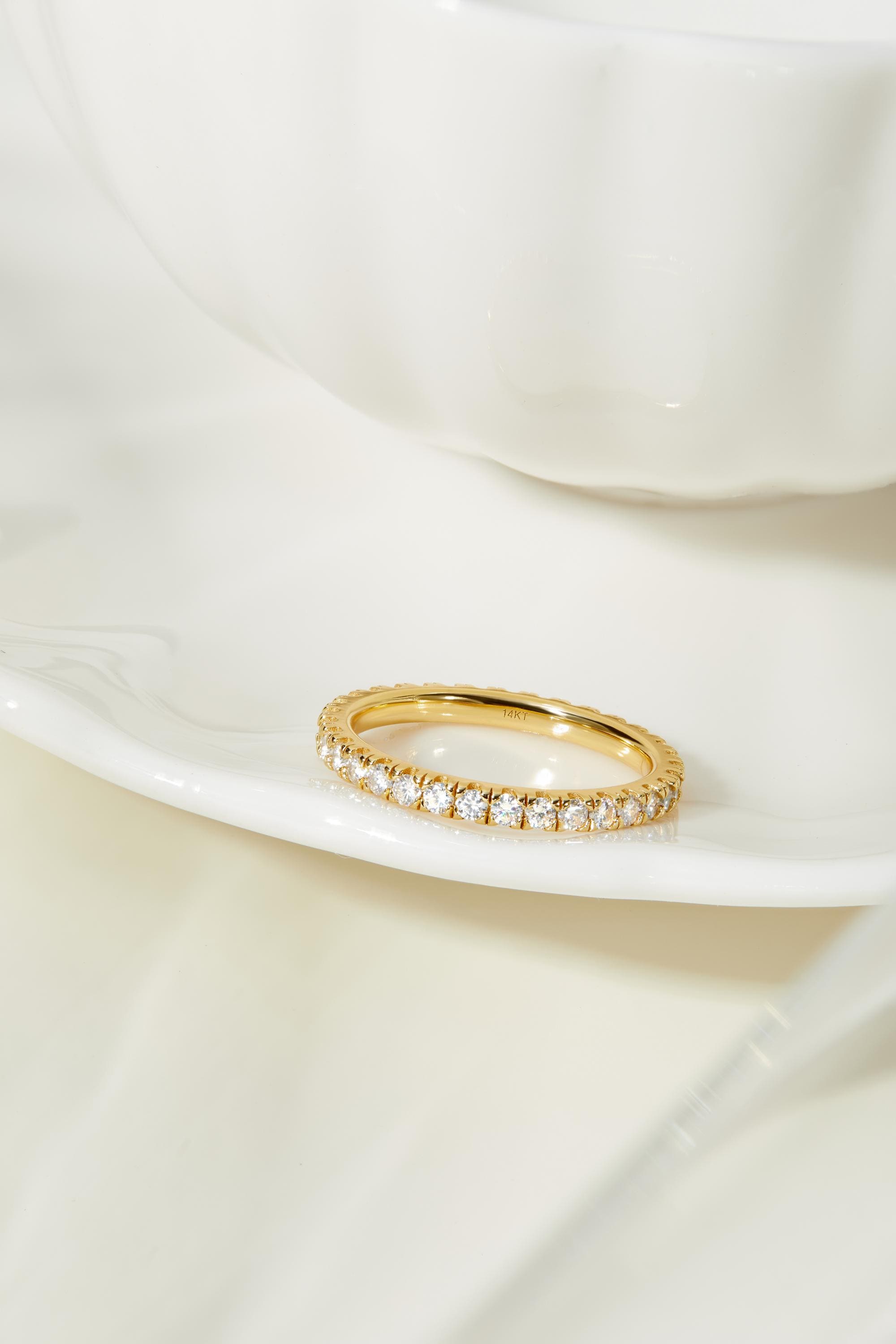 Round Diamond Full Eternity Wedding Band Stackable Ring 14K Solid Gold Pave Set