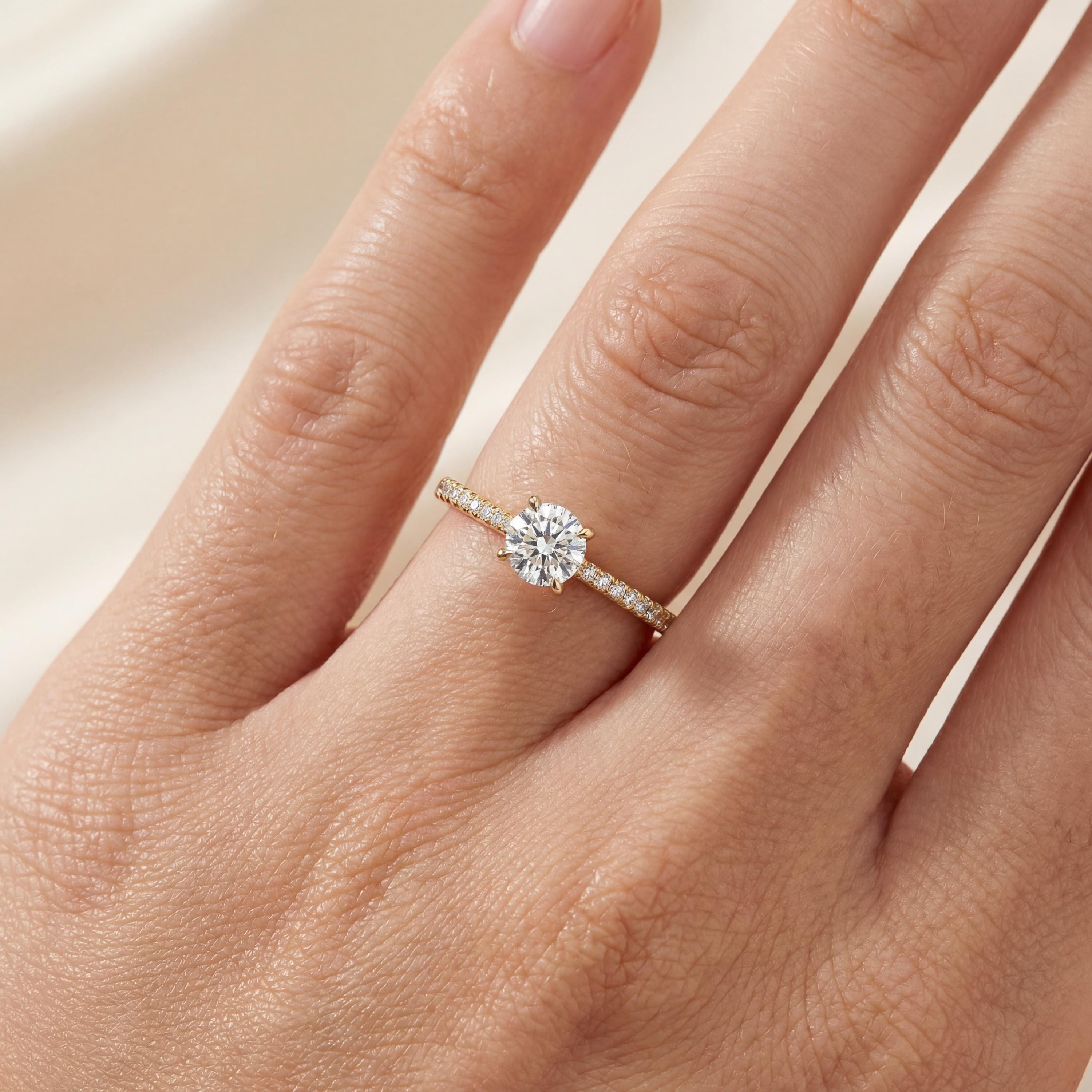 14kt Gold Pave Set Halo Graduated Round Shaped 1.50 Ct Solitaire Diamond Engagement Ring