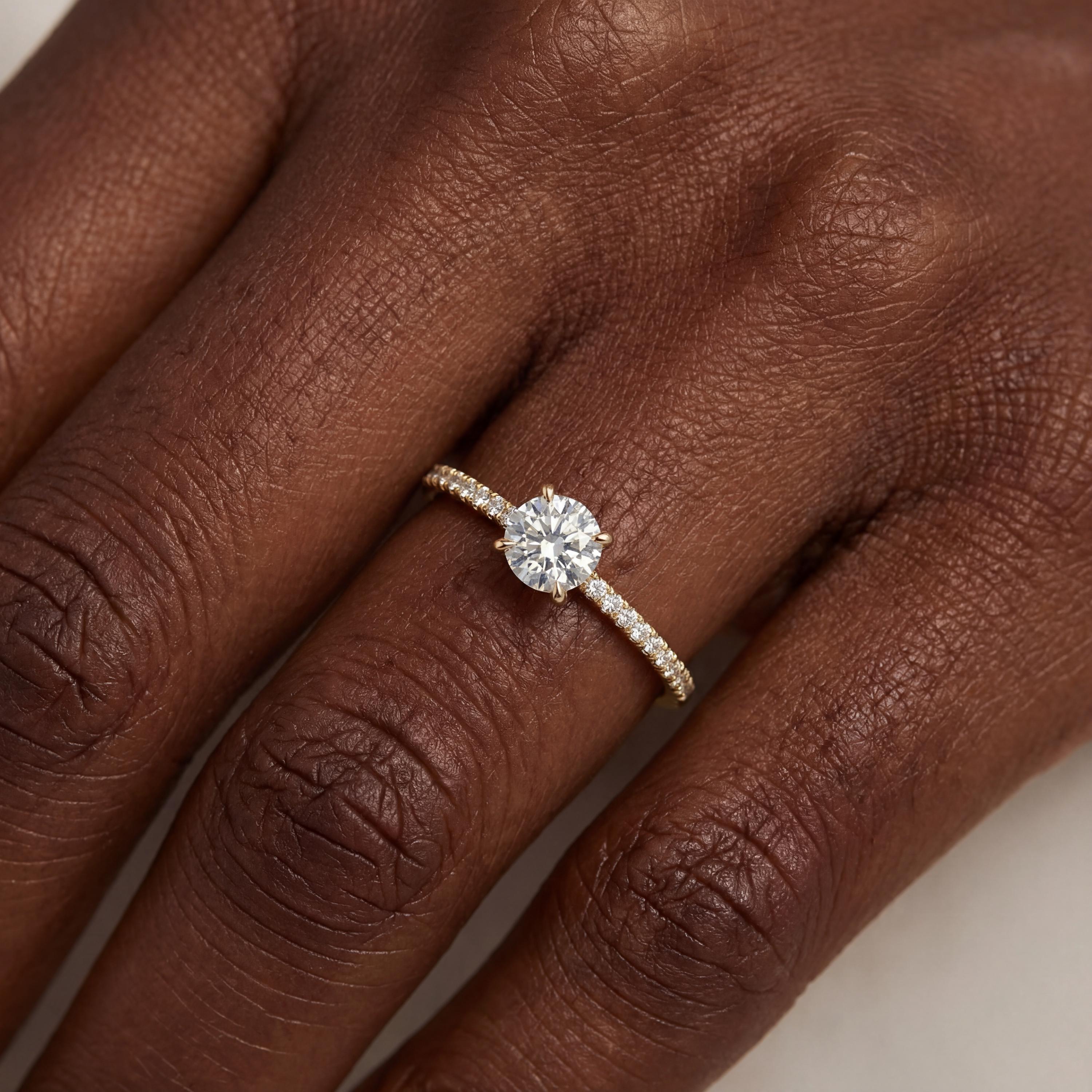 14kt Gold Pave Set Halo Graduated Round Shaped 1.50 Ct Solitaire Diamond Engagement Ring
