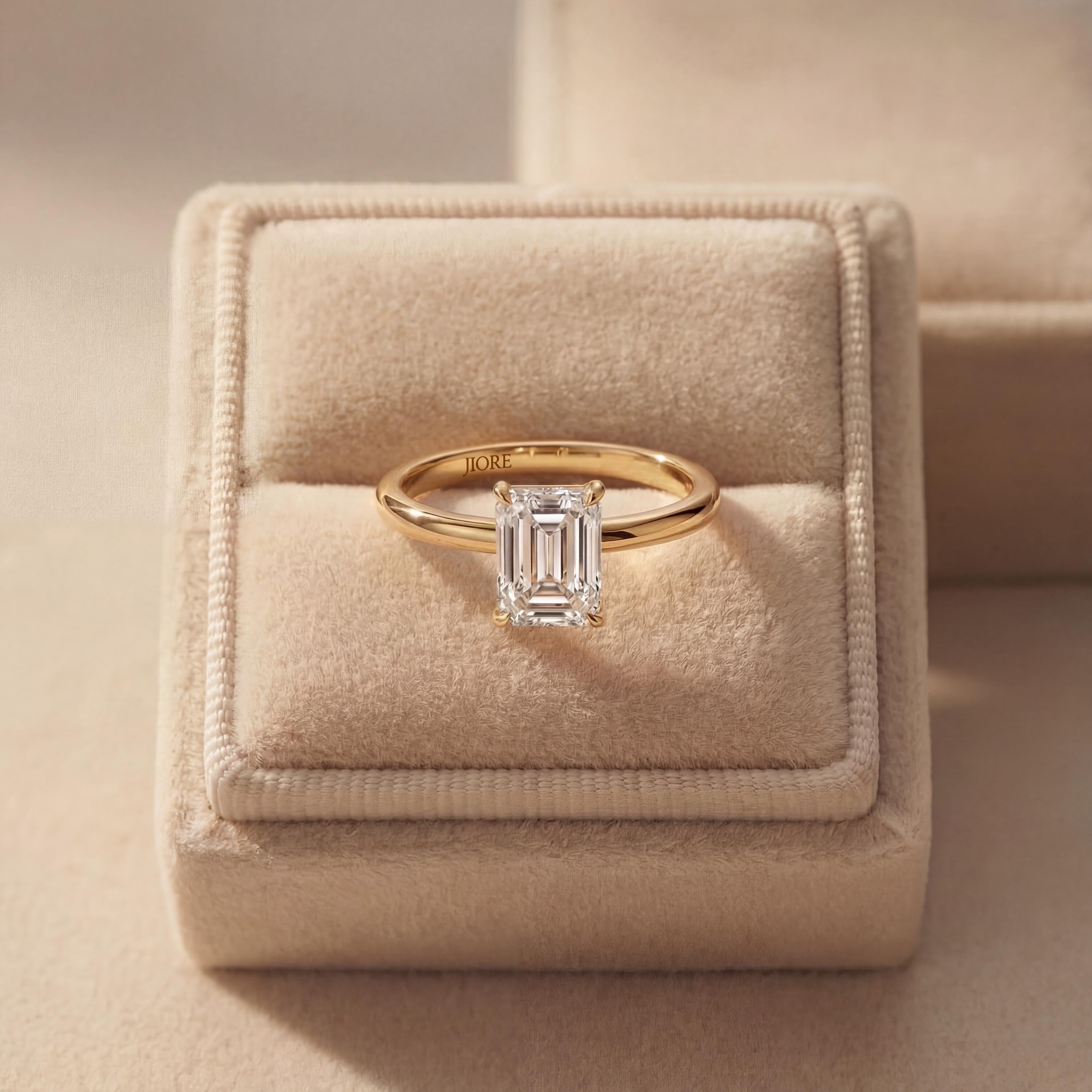 14kt Gold Prong Setting Emerald Cut Shaped 1.00-3.00 Ct Solitaire Diamond Engagement Ring