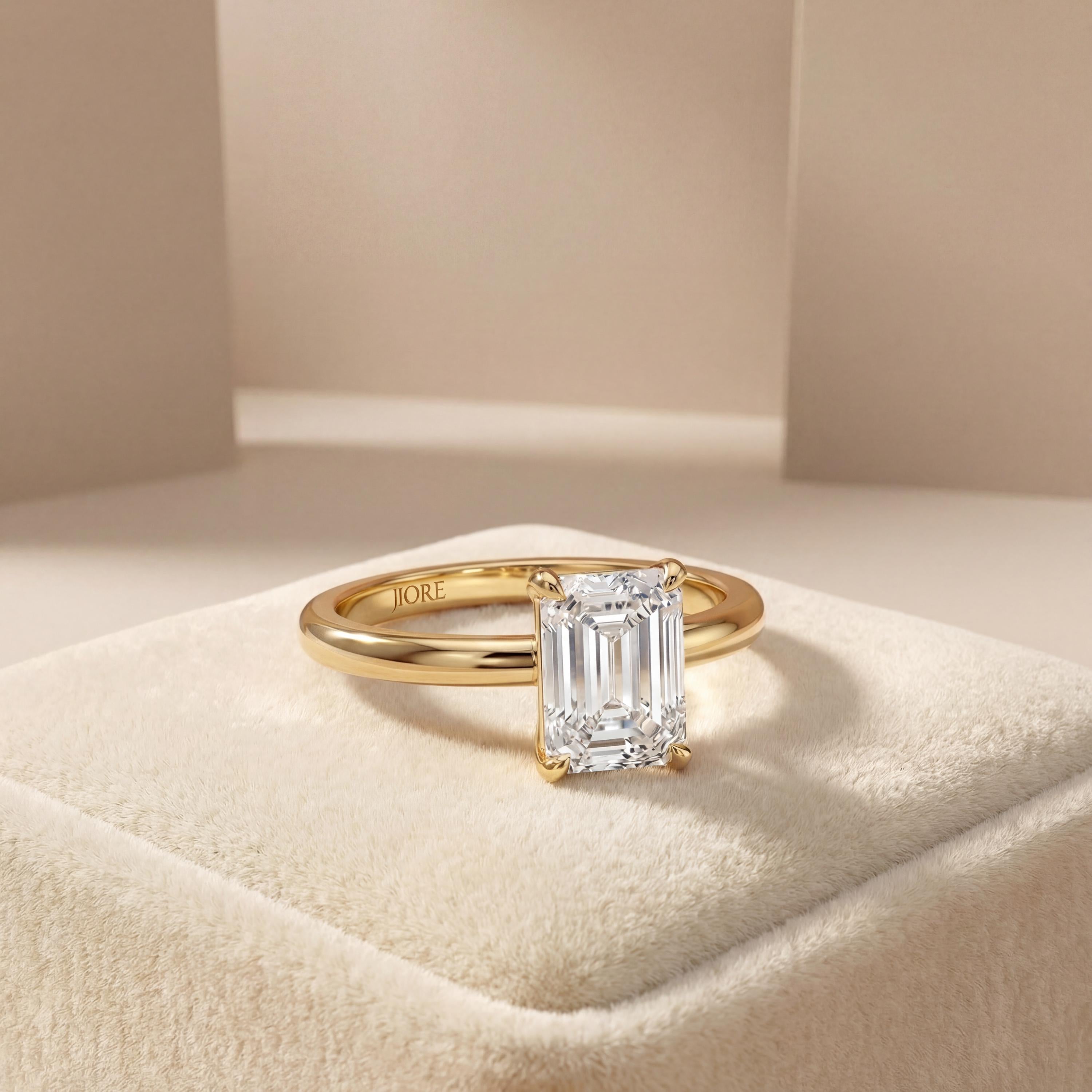 14kt Gold Prong Setting Emerald Cut Shaped 1.00-3.00 Ct Solitaire Diamond Engagement Ring