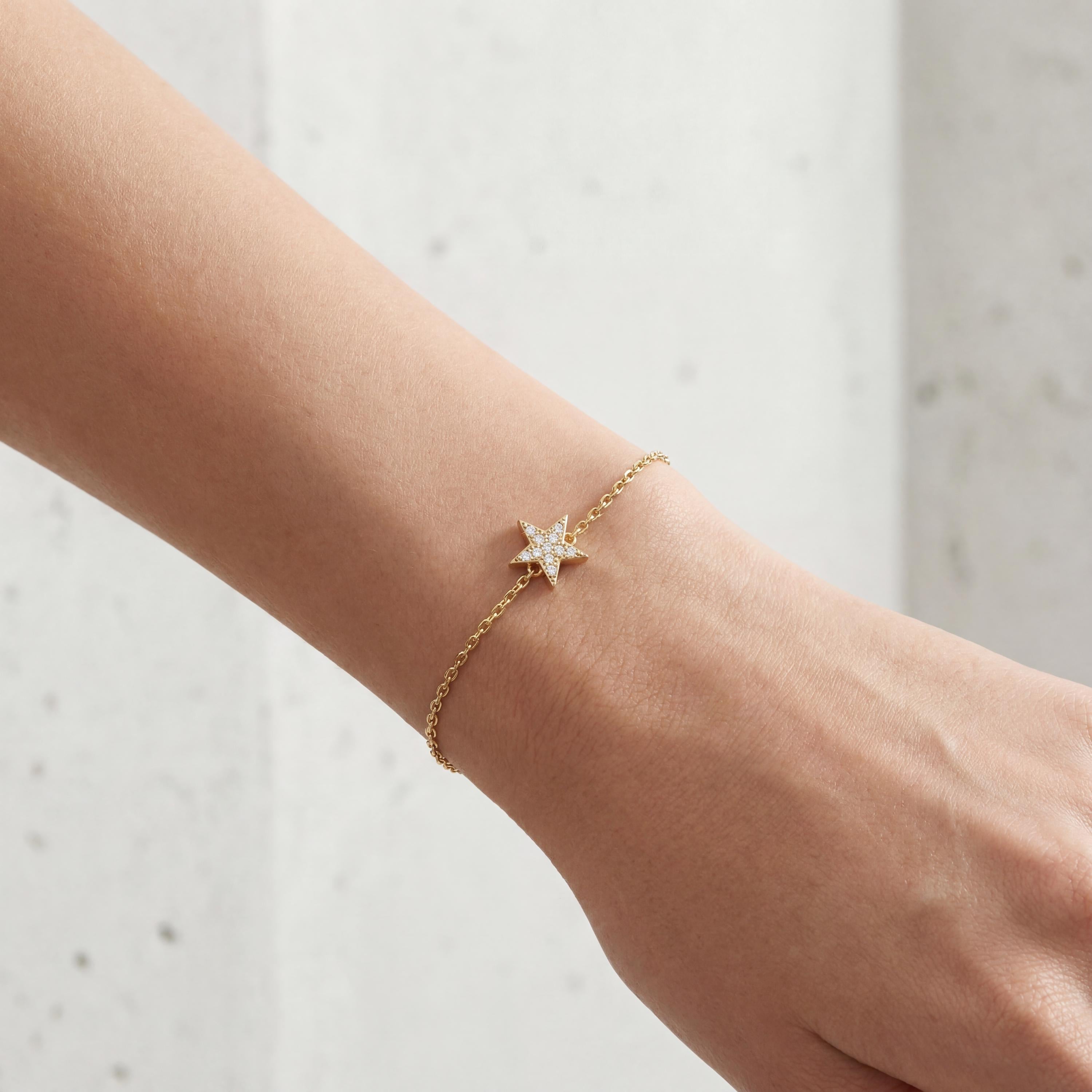 Diamond Round 14K Pave Dainty Solid Gold Star Chain Link Bracelet