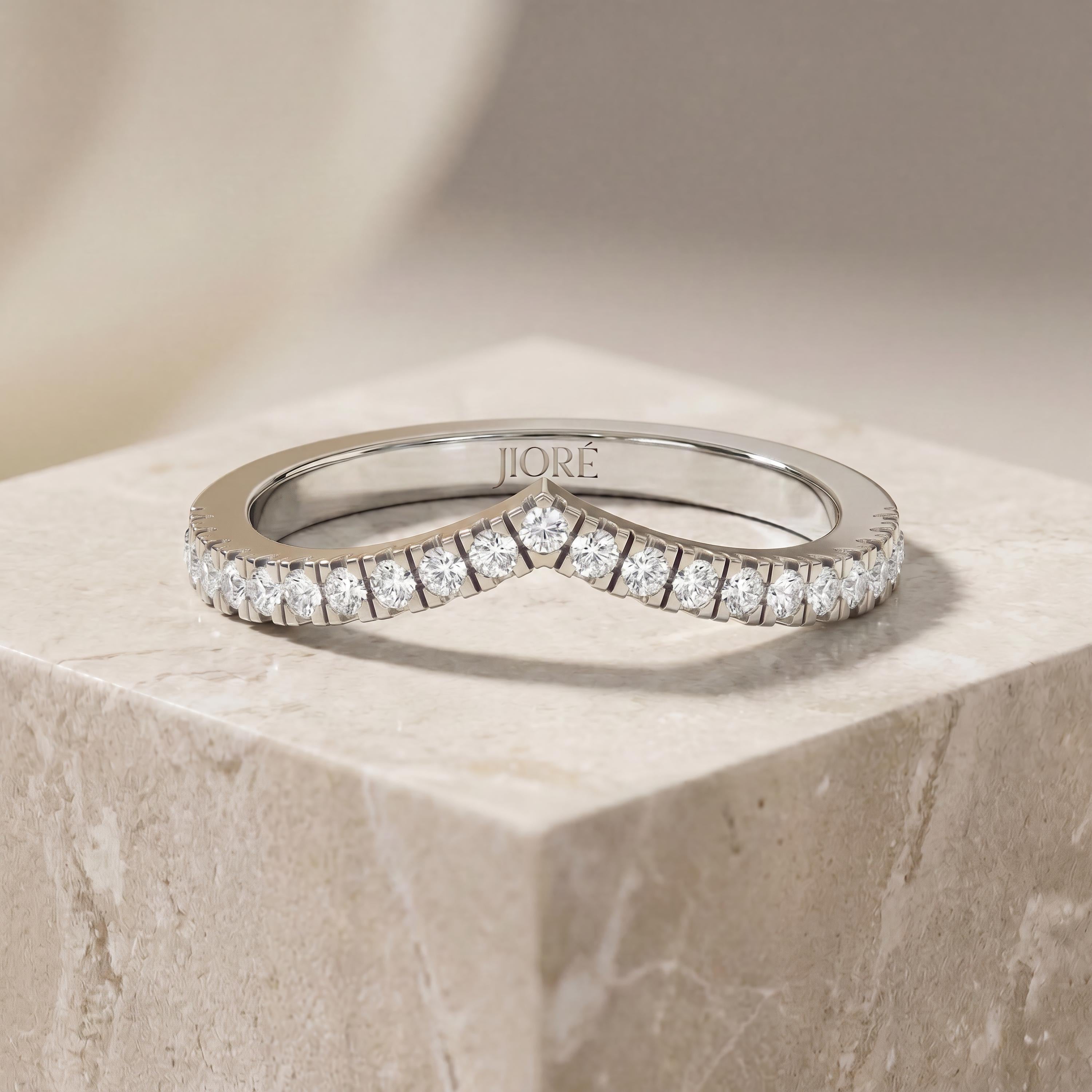 Round Brilliant Cut Diamond V Shape Wedding Band Ring 14K Solid Gold Prong Set