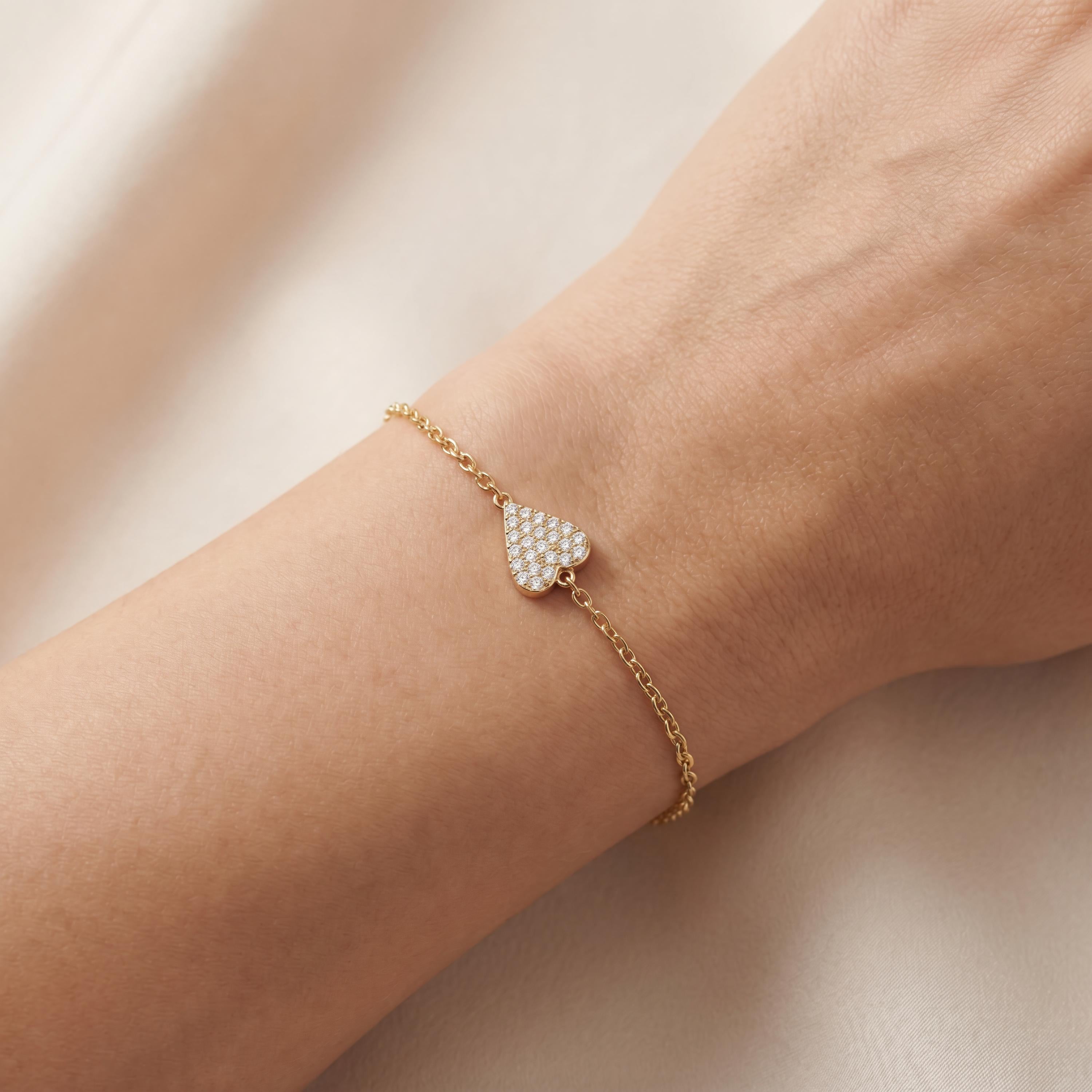 Round Diamond Pave Dainty 14K Solid Gold Elongated Heart Chain Link Bracelet