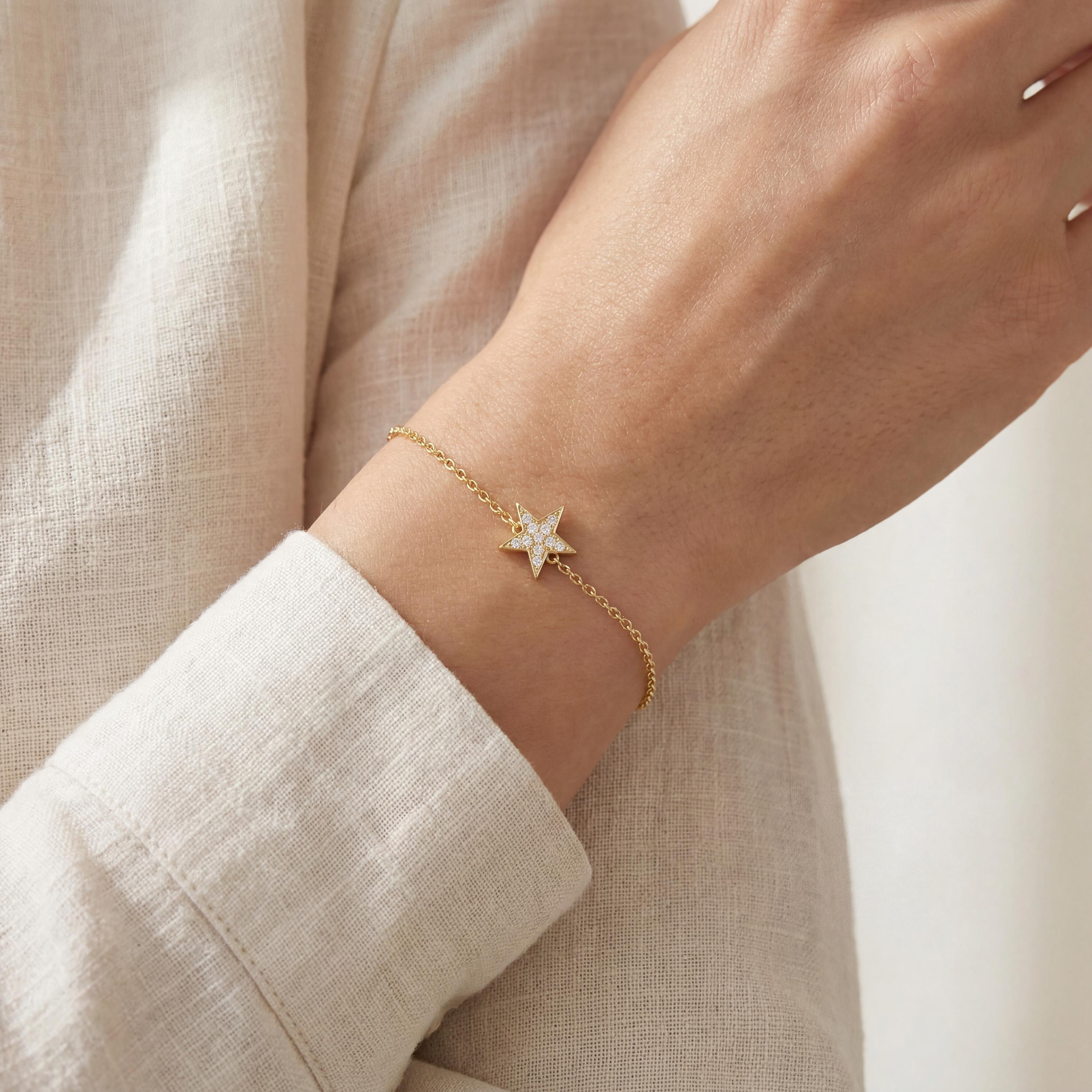 Diamond Round 14K Pave Dainty Solid Gold Star Chain Link Bracelet