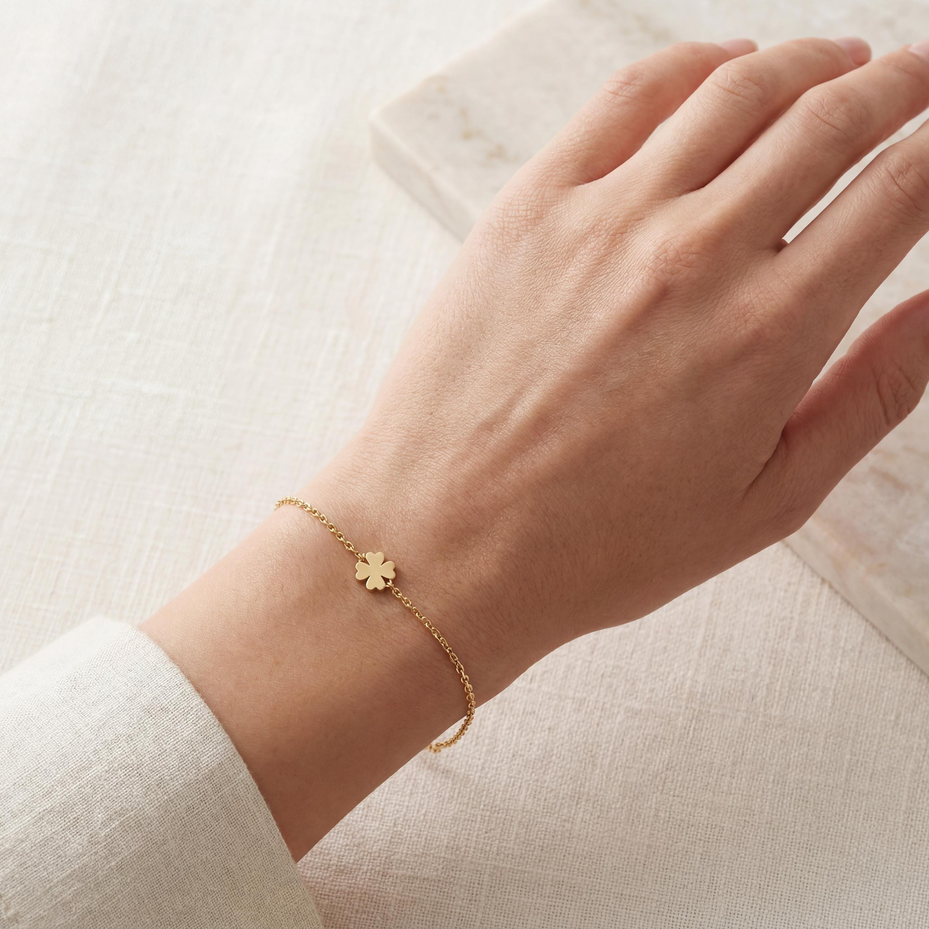 Solid Gold 14K Dainty Flower Clover Leaf Chain Link Bracelet