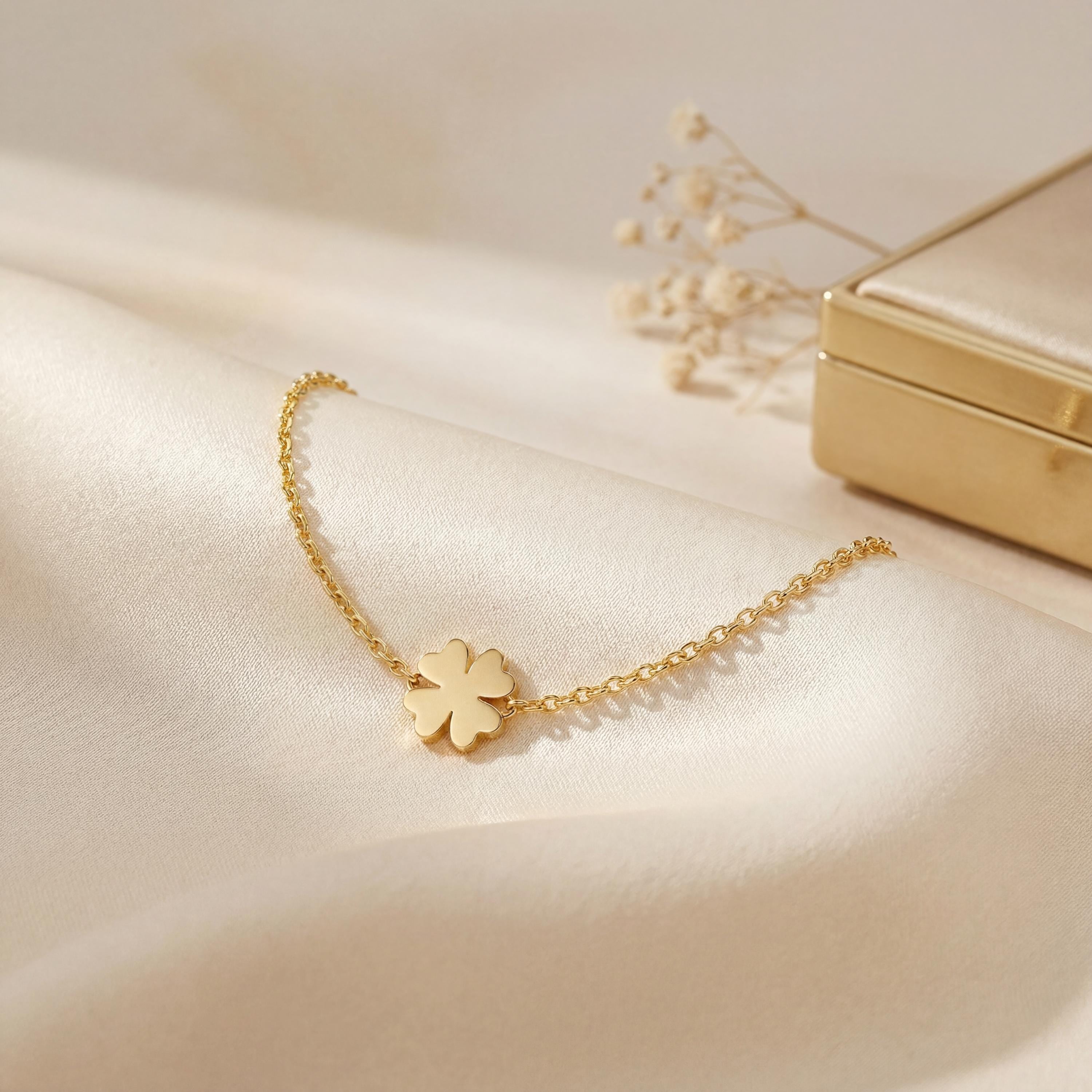 Solid Gold 14K Dainty Flower Clover Leaf Chain Link Bracelet