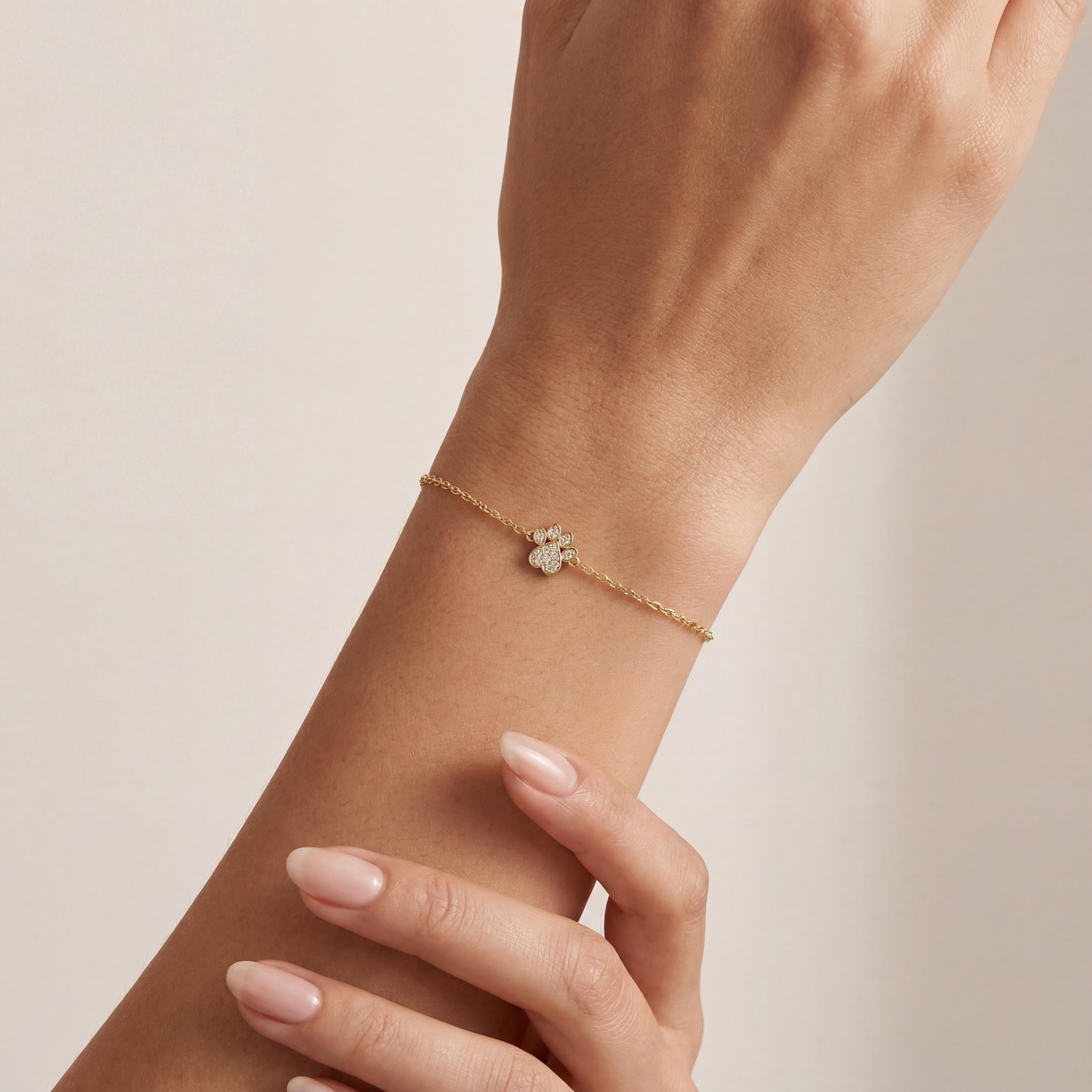 Diamond Pave Dainty 14Kt Solid Gold Dog Paw Chain Link Bracelet