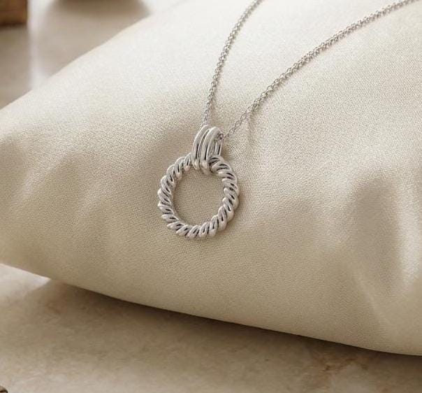 Twisted Love Knot Rope Circle 14K Solid Gold Pendant Necklace