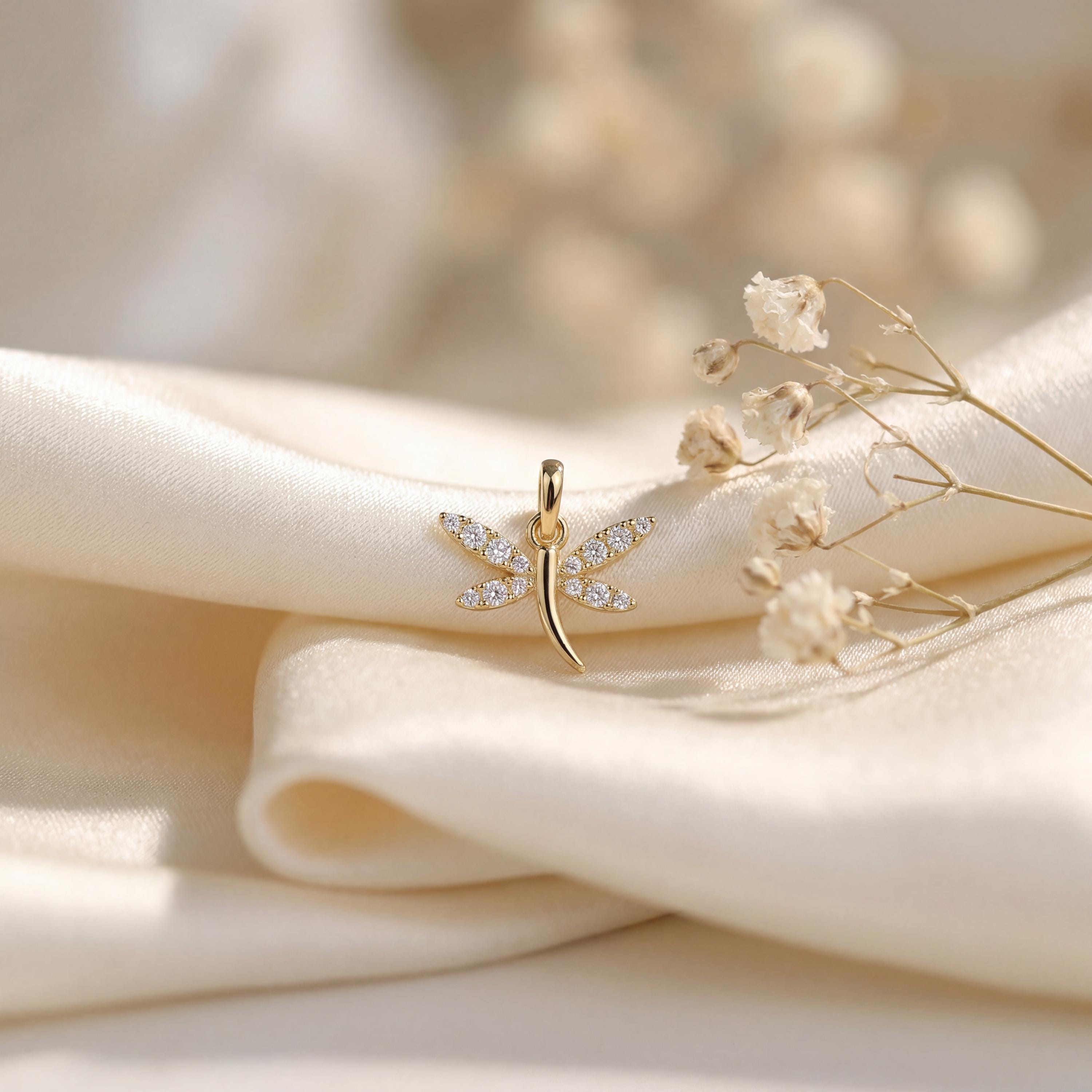 Round Diamond Dainty Dragonfly 14K Solid Gold Pendant Necklace