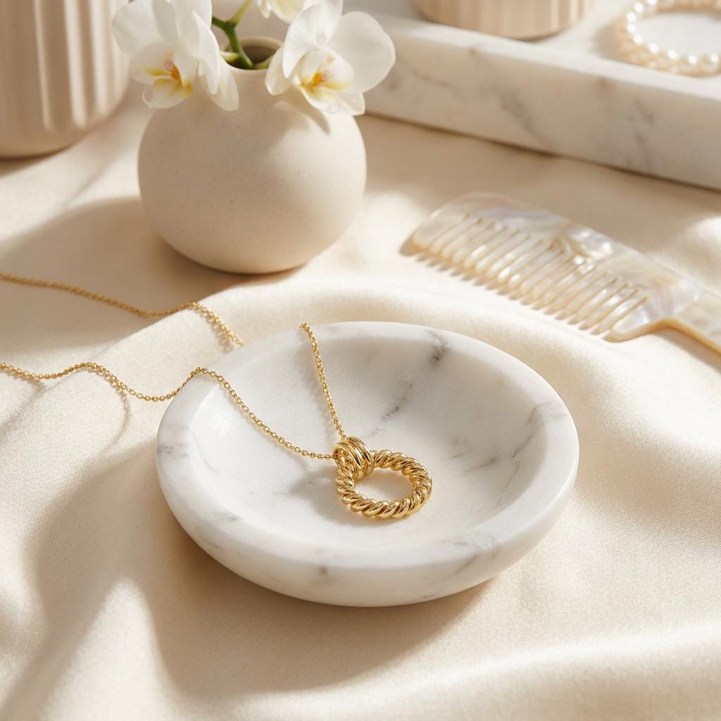 Twisted Love Knot Rope Circle 14K Solid Gold Pendant Necklace