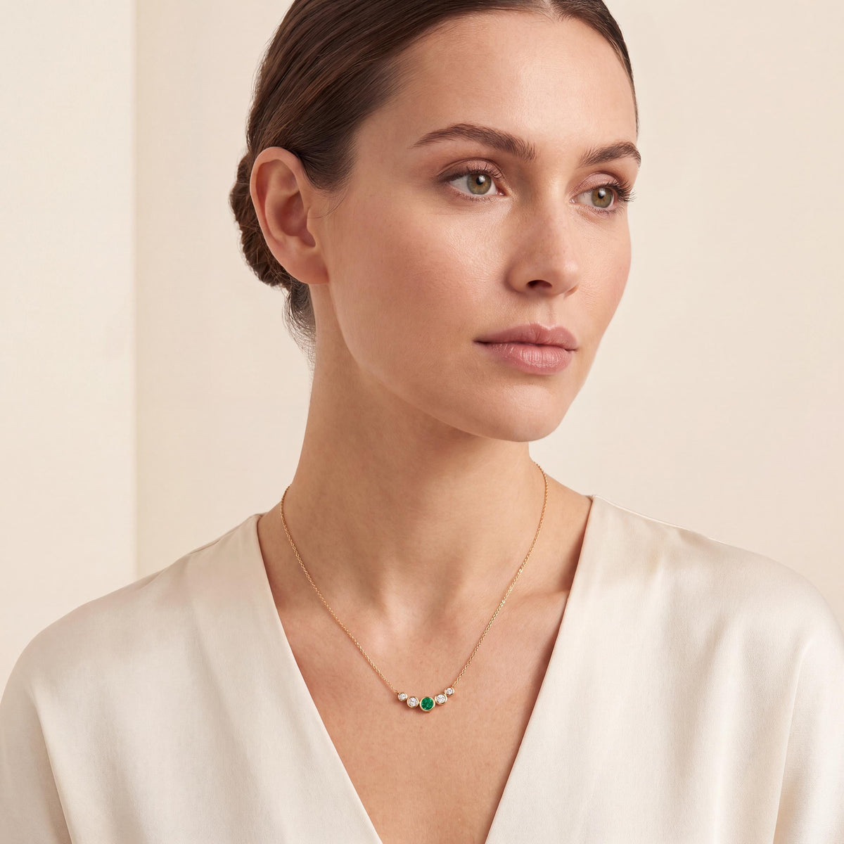 Round Emerald & Diamond Five Stone Graduated Bezel Necklace 14K Solid Gold Pendant