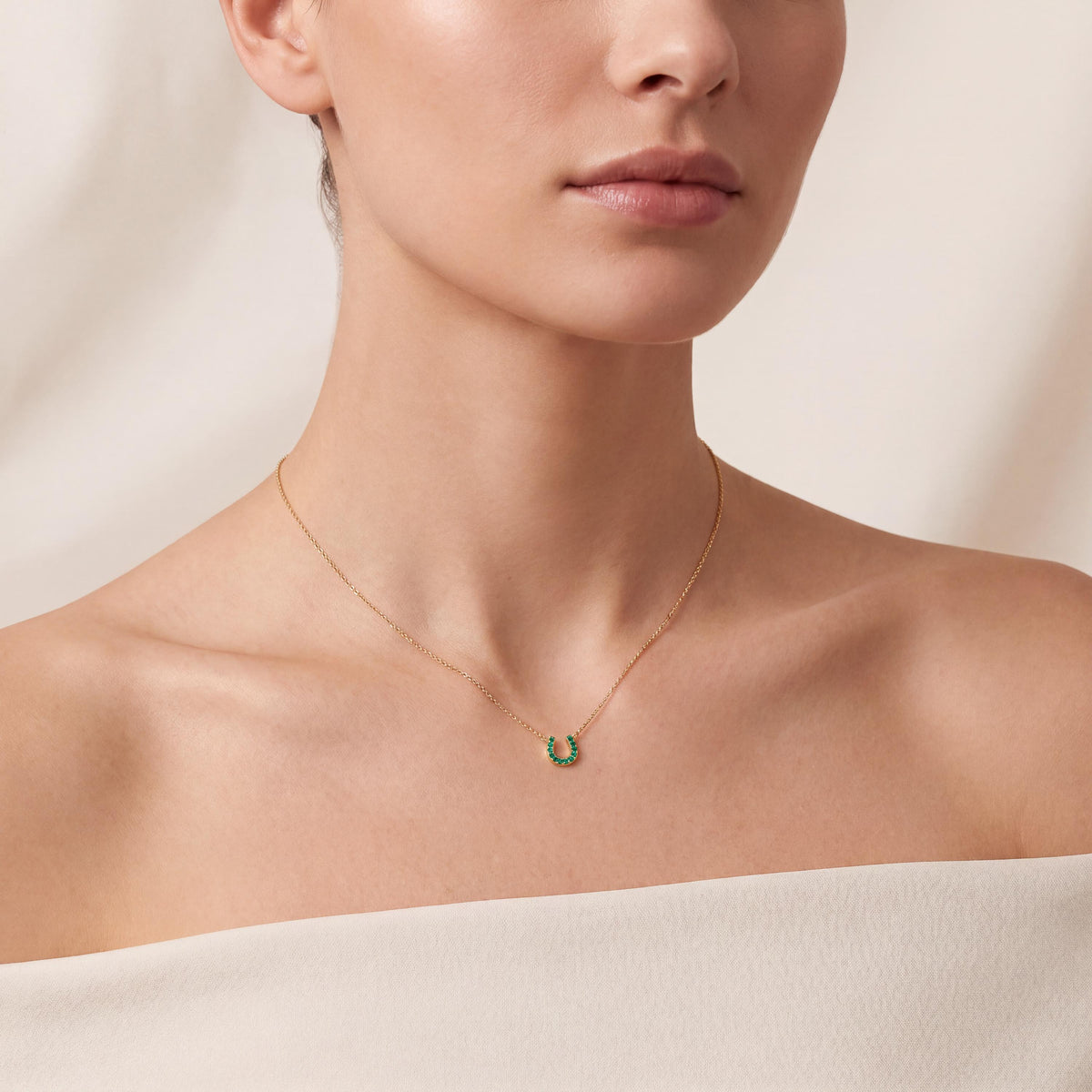 Round Emerald Pave 14K Dainty Solid Gold Horseshoe Pendant Necklace