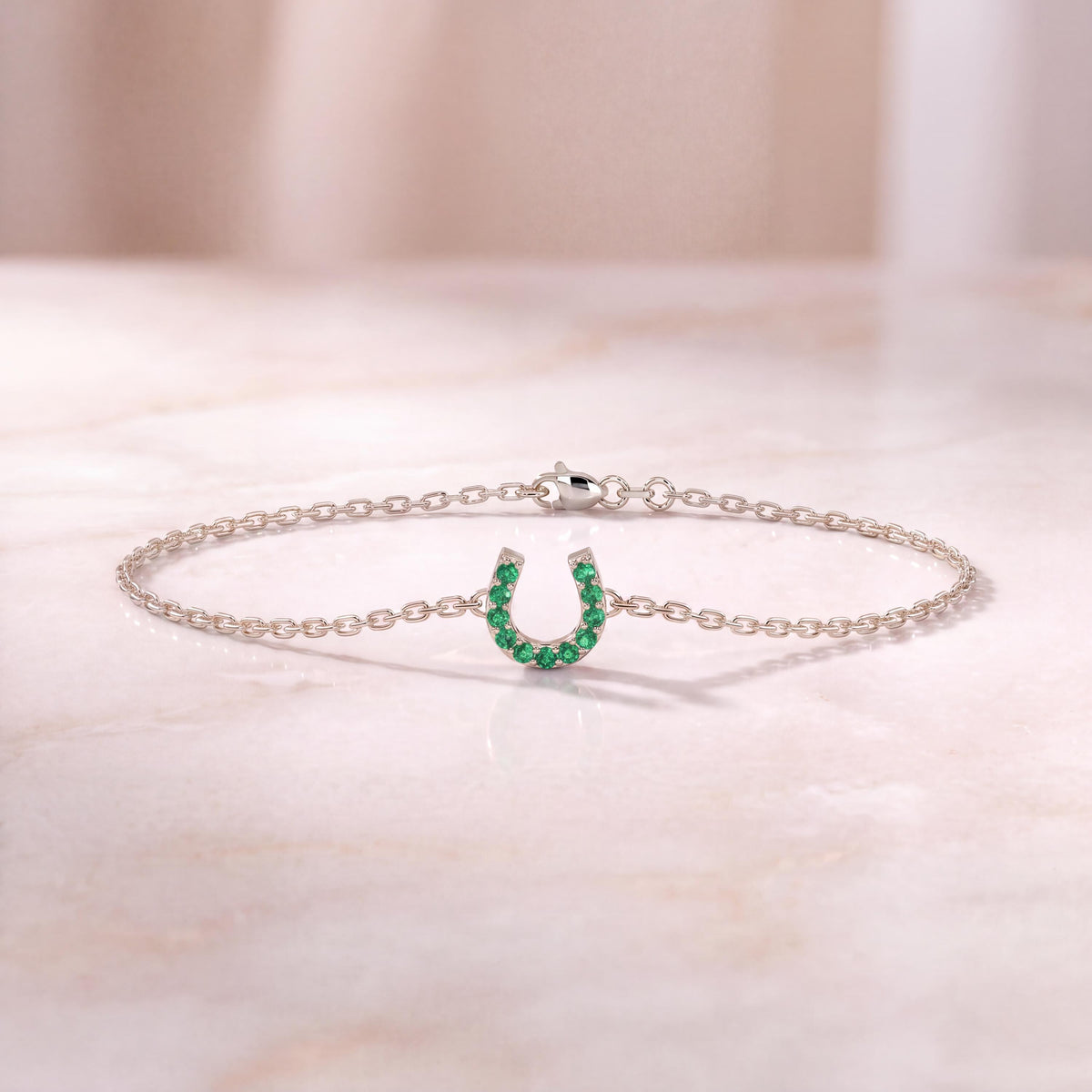 Round Emerald Pave 14K Dainty Solid Gold Horseshoe Chain Link Bracelet