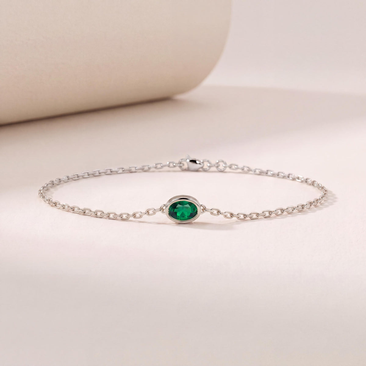Oval Emerald Bezel Solitaire Chain Link Bracelet 14K Gold