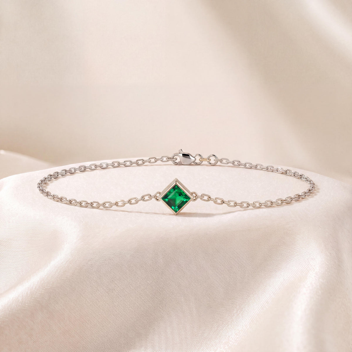 Princess Cut Emerald Bezel Solitaire Chain Link Bracelet 14K Gold