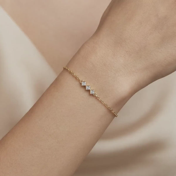 Princess Cut Diamond 3 Stone Bezel Set 14K Solid Gold Chain Link Bracelet