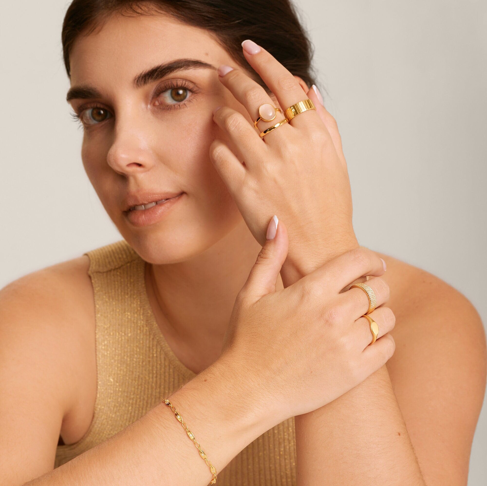 Open Claw Gold Ring: Stackable Band