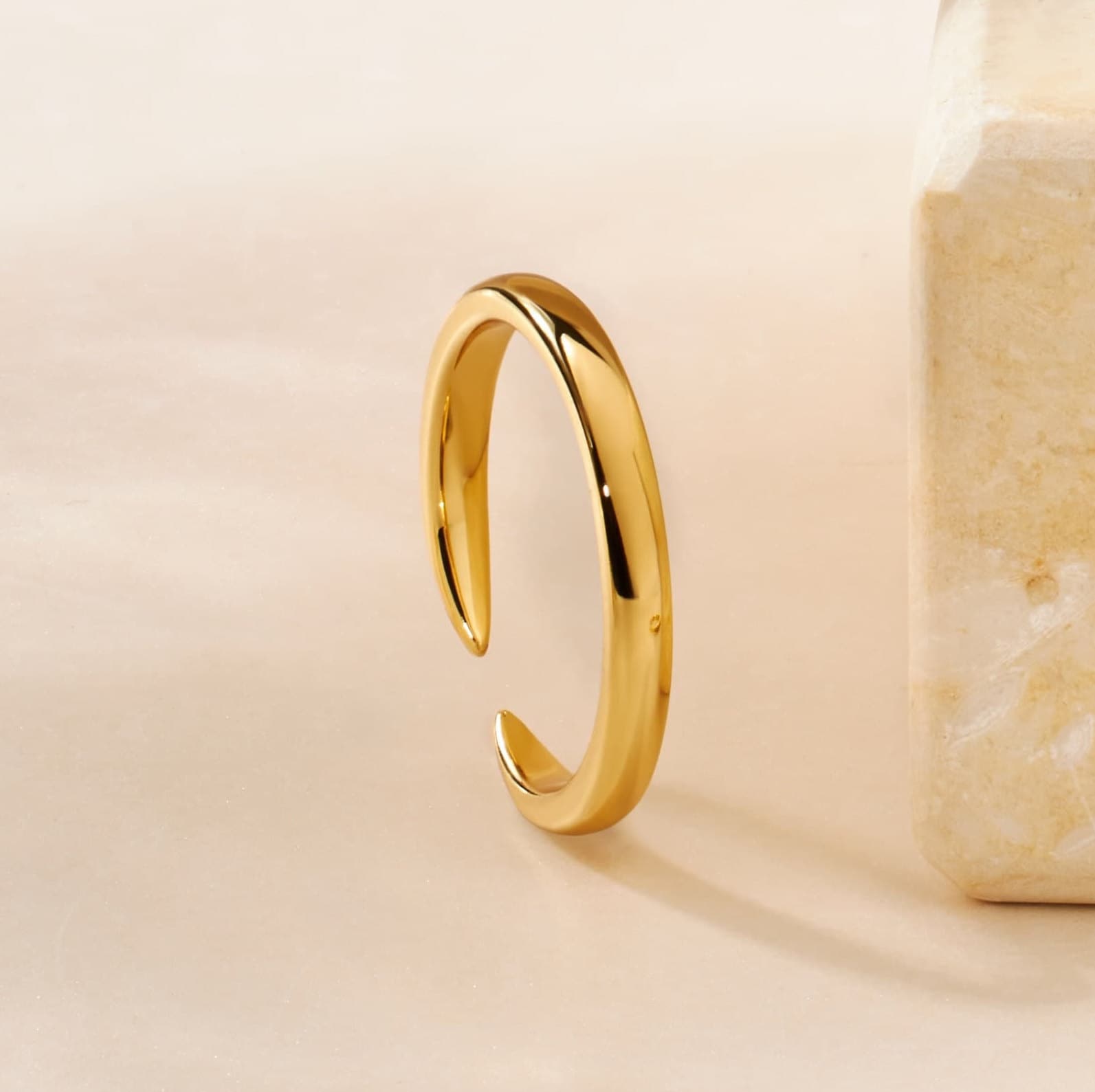 Open Claw Gold Ring: Stackable Band