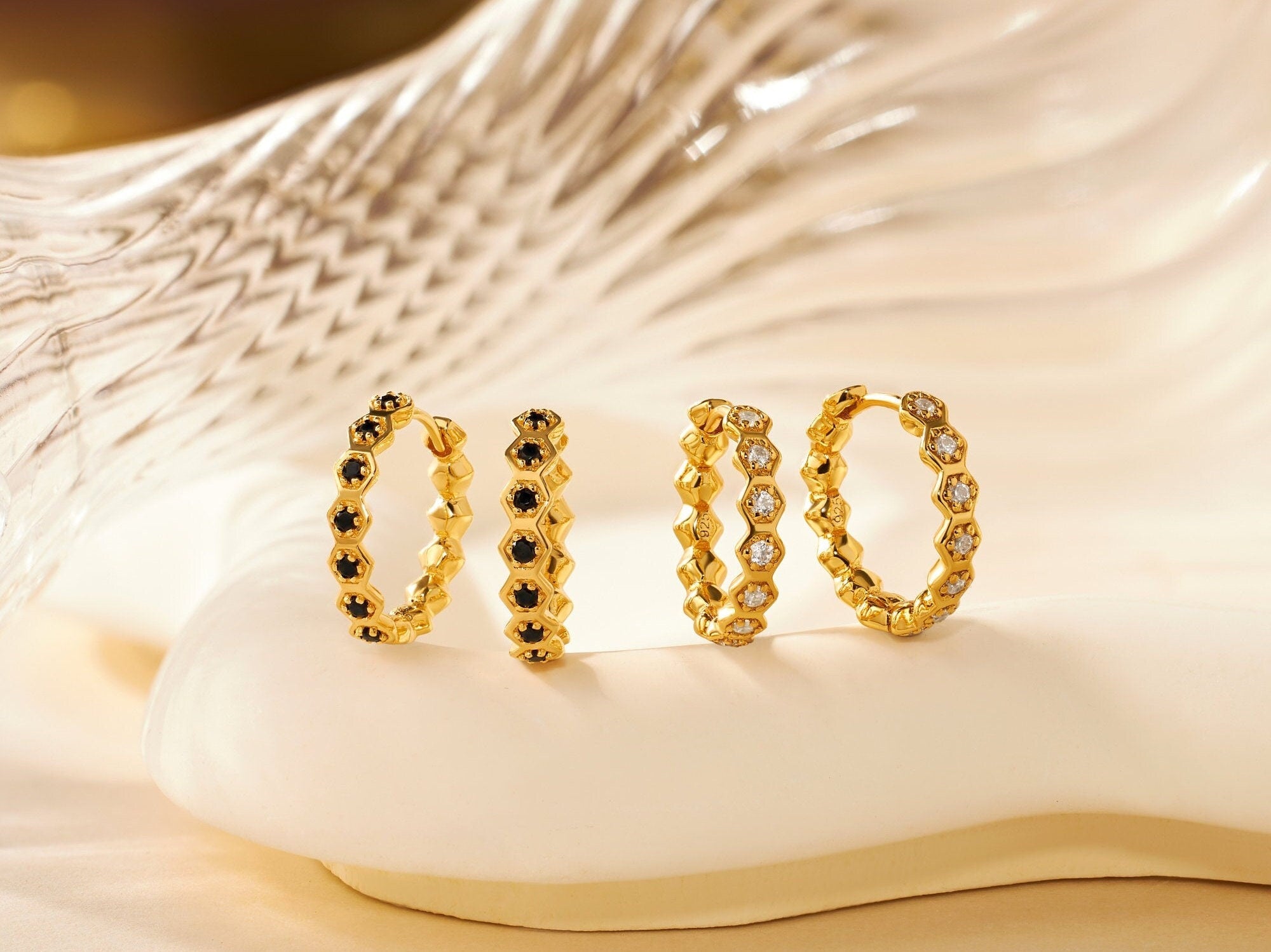 18K Gold Honeycomb Hoops: Chic Diamond Huggies